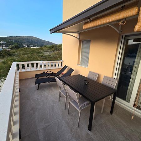 Apartment Punta Seget Vranjica Esterno foto