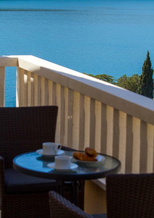 Apartment Punta Seget Vranjica Esterno foto