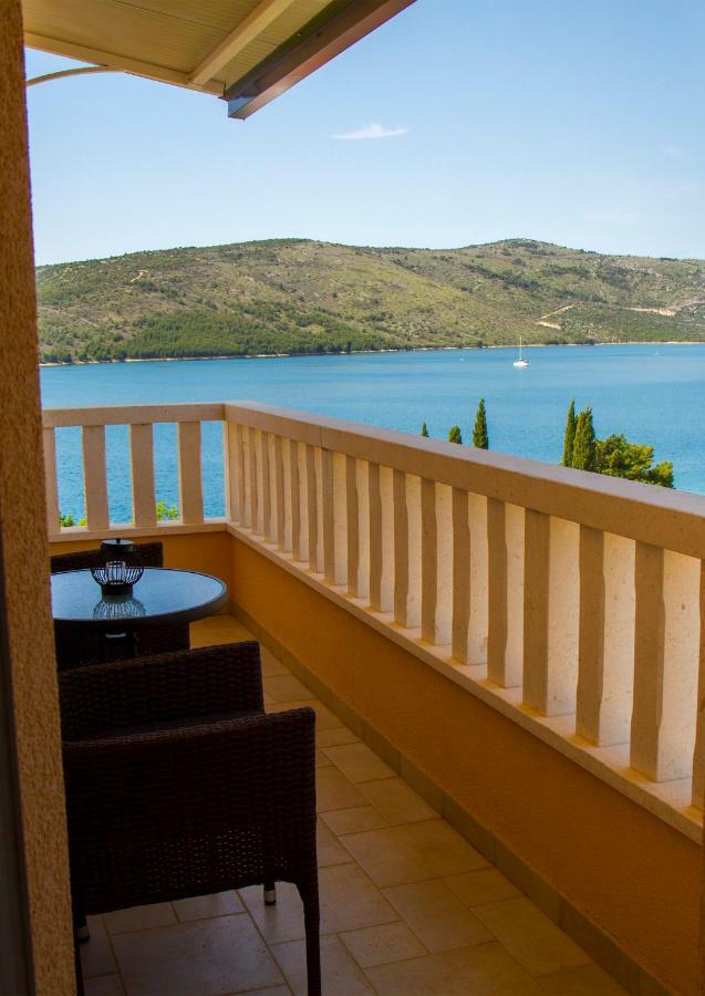 Apartment Punta Seget Vranjica Esterno foto